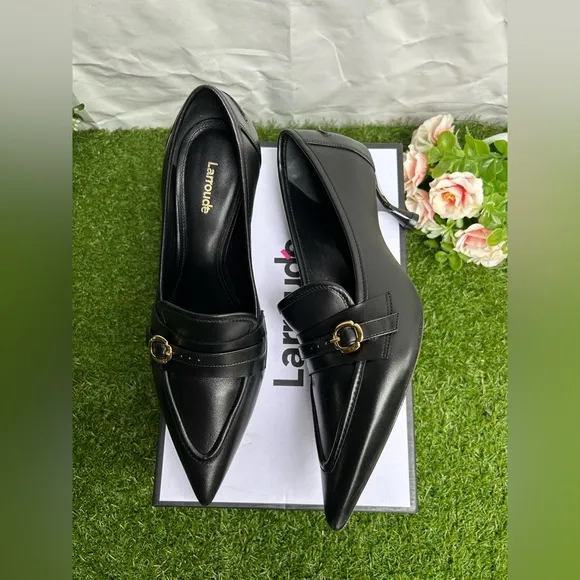 Larroudé women Susan Pump In Black Leather size 8.5 $330 gently used