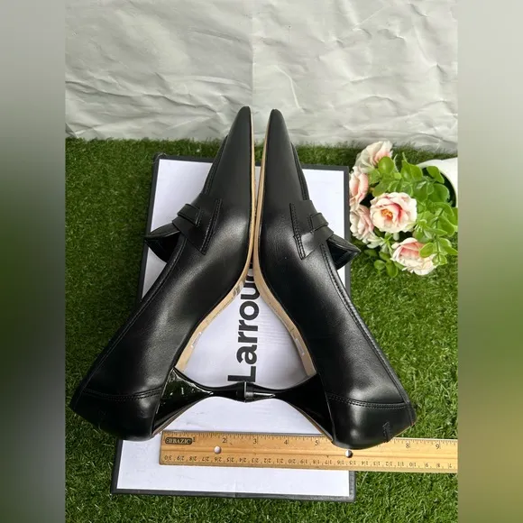 Larroudé women Susan Pump In Black Leather size 8.5 $330 gently used
