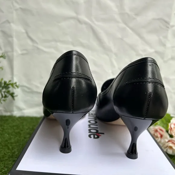 Larroudé women Susan Pump In Black Leather size 8.5 $330 gently used