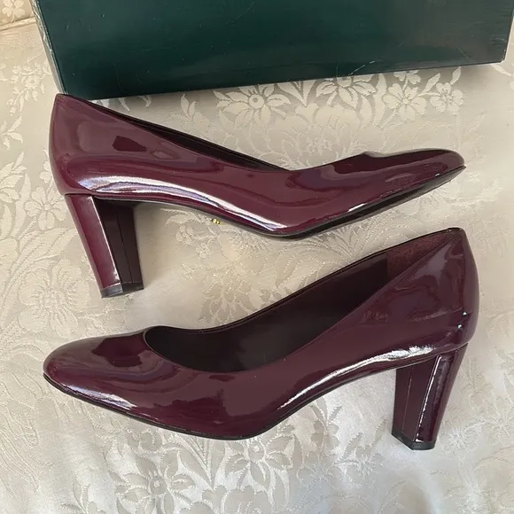 Lauren Ralph Lauren Genuine Patent Leather Burgundy Pumps Rounded Toe Heels Fall