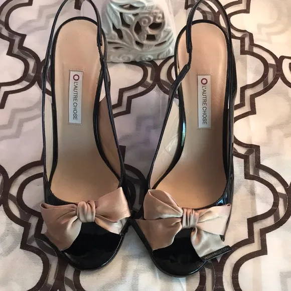 L’AUTRE CHOSE Black‎ leather upper pumps Italy 38.5