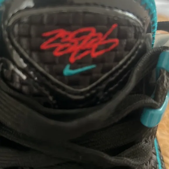 LeBron 7
