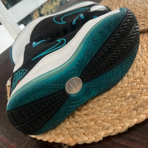 LeBron 7
