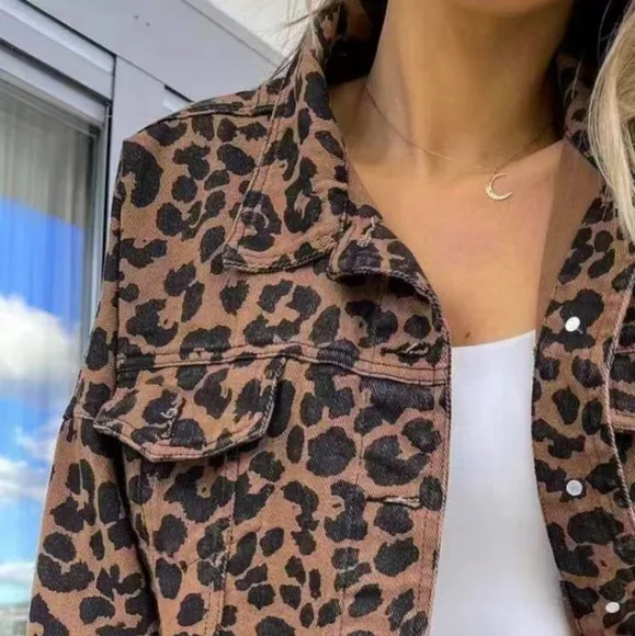 Leopard Print Denim Distressed Jean Jacket Button-Up Classic Collar Mobwife Glam