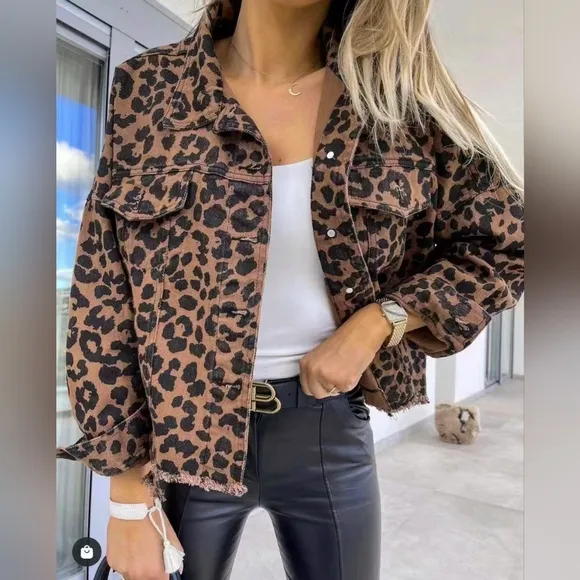 Leopard Print Denim Distressed Jean Jacket Button-Up Classic Collar Mobwife Glam