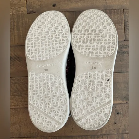 Like New LolaCruz Glitter Star Sneakers - Size 38