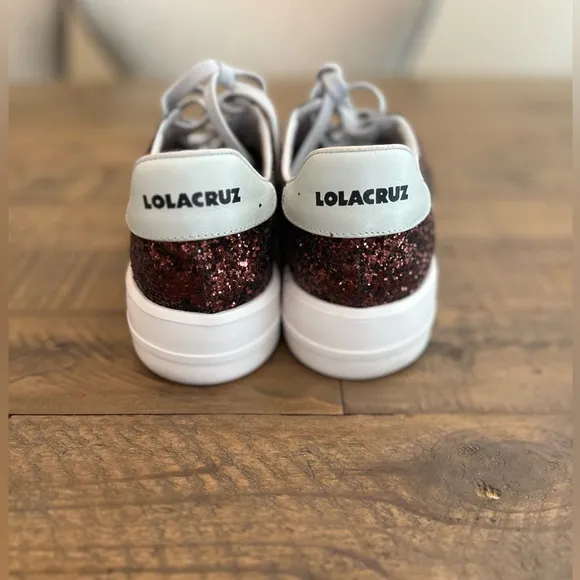 Like New LolaCruz Glitter Star Sneakers - Size 38