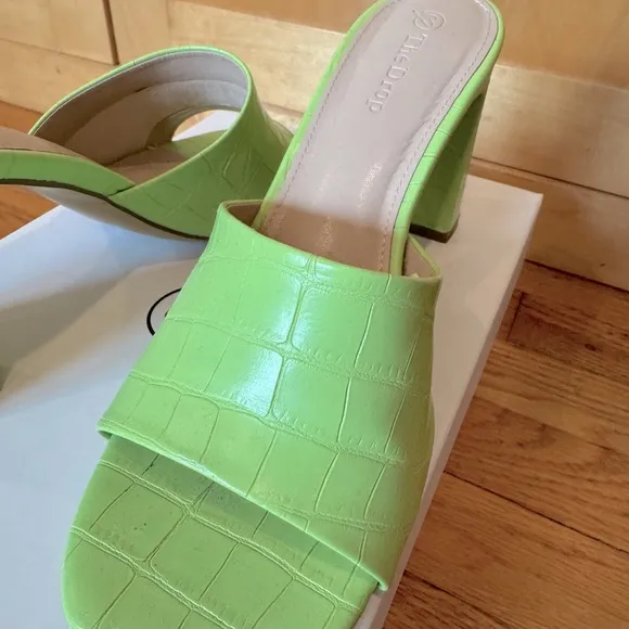 Lime Green Slip-on Sandals The Drop Women's Pattie High Block Heeled Mule Amazon