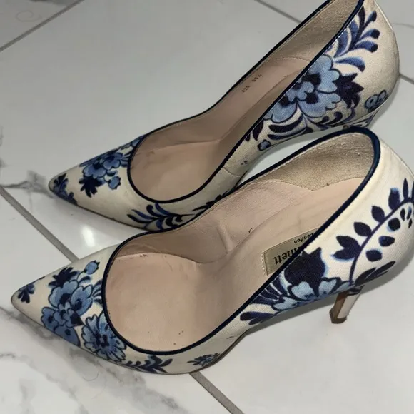 LK Bennett Blue Floral Women's Heels Sz US 8.5 GUC
