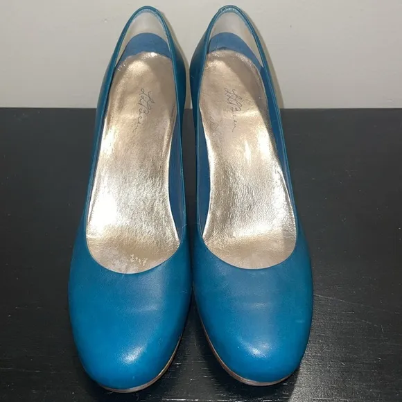 LL Bean Teal Leather Casual Dress Pump Shoes Brazil Made Size 9 M.