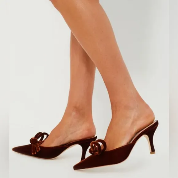 Loeffler Randall Amyra Bow Pointed Toe Mule In Siena