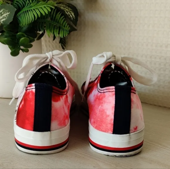 Los Angeles Angels Women's Tie-Dye Canvas Foco Shoes Women's Size 9