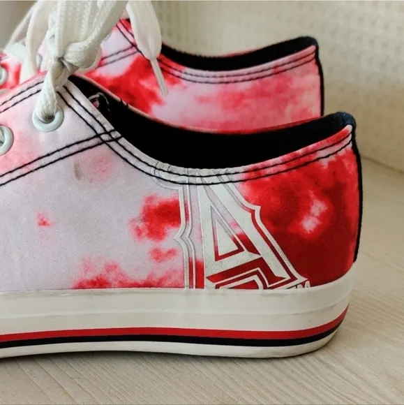 Los Angeles Angels Women's Tie-Dye Canvas Foco Shoes Women's Size 9