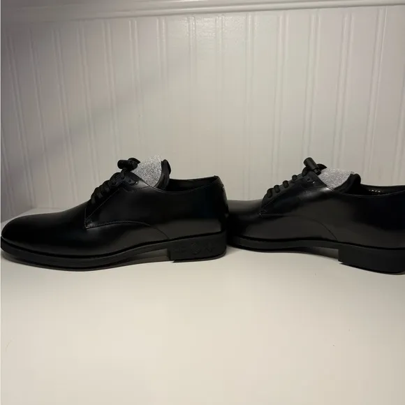 Louis Vuitton Dress Shoes