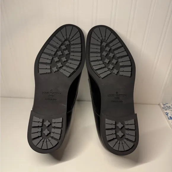 Louis Vuitton Dress Shoes