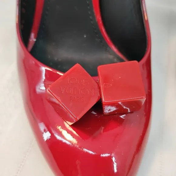 LOUIS VUITTON  Red &amp; Black Ombre Patent Leather Dice Heels Shoes sz 38/5