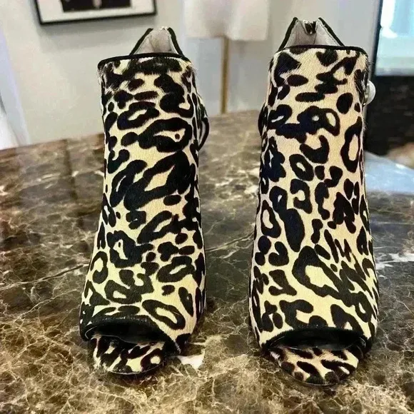 Louise set Cie Isabelle Cow Hair Leopard Print Peep Toe Boot Heels SIZE 7