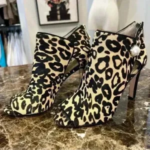 Louise set Cie Isabelle Cow Hair Leopard Print Peep Toe Boot Heels SIZE 7