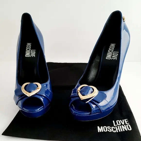 LOVE Moschino pumps