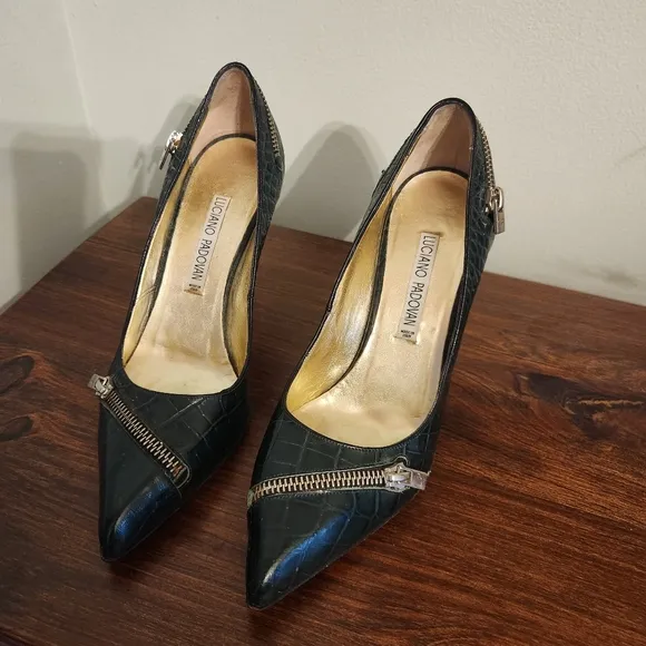 Luciano Padovan Croc-Embossed Leather Heels in Green Size 7, E.U. 37.5
