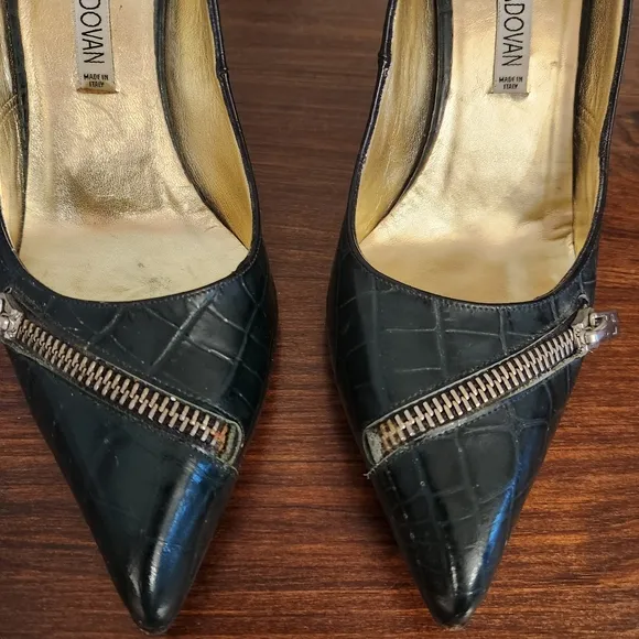 Luciano Padovan Croc-Embossed Leather Heels in Green Size 7, E.U. 37.5