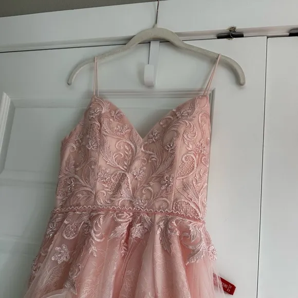 Mac Duggal‎ Embellished Floral High Low Sleeveless Gown 11293 NWT Size 6