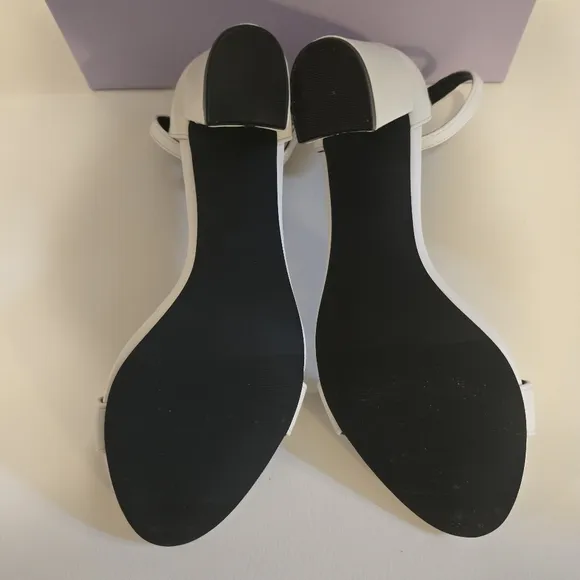 MADDEN GIRL White Block Heel Sandals Ankle Strap Open Toe Shoes Size 9M