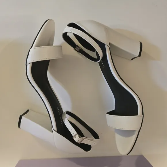 MADDEN GIRL White Block Heel Sandals Ankle Strap Open Toe Shoes Size 9M