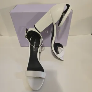 MADDEN GIRL White Block Heel Sandals Ankle Strap Open Toe Shoes Size 9M
