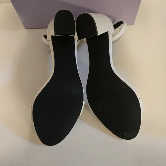 MADDEN GIRL White Block Heel Sandals Ankle Strap Open Toe Shoes Size 9M