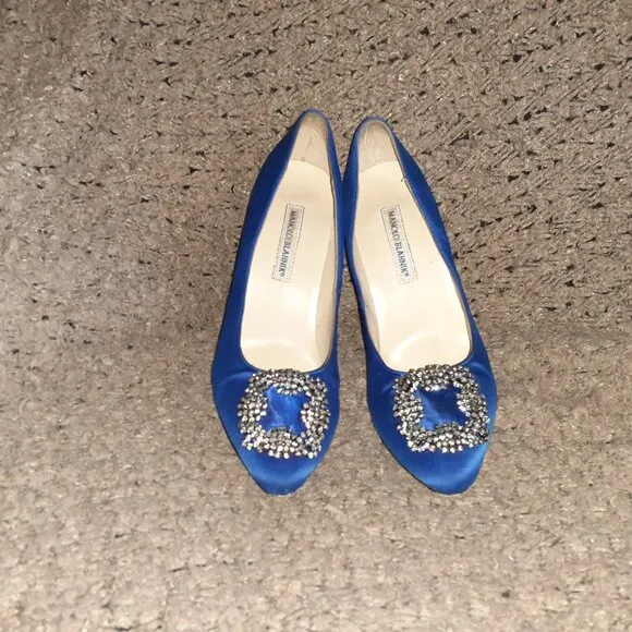 MANOLO BLAHNIK-Blue Silk Hangisi 90 Pumps-Size 37-Excellent