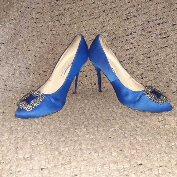 MANOLO BLAHNIK-Blue Silk Hangisi 90 Pumps-Size 37-Excellent