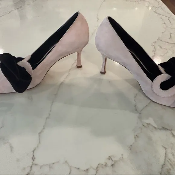 Manolo Blahnik Serba Pink Suede Women's Shoes with Black Bow