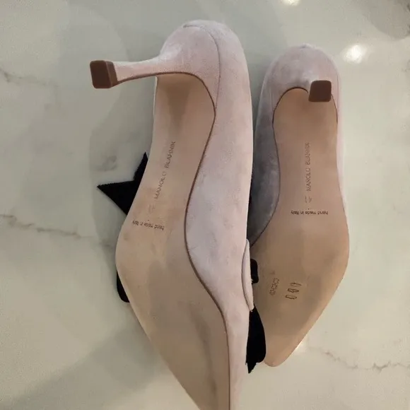 Manolo Blahnik Serba Pink Suede Women's Shoes with Black Bow