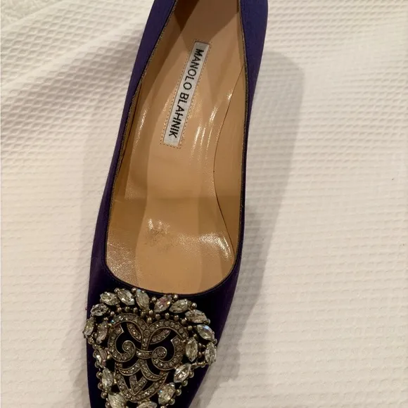 Manolo Blahnik Women's Blue Embellished Pumps