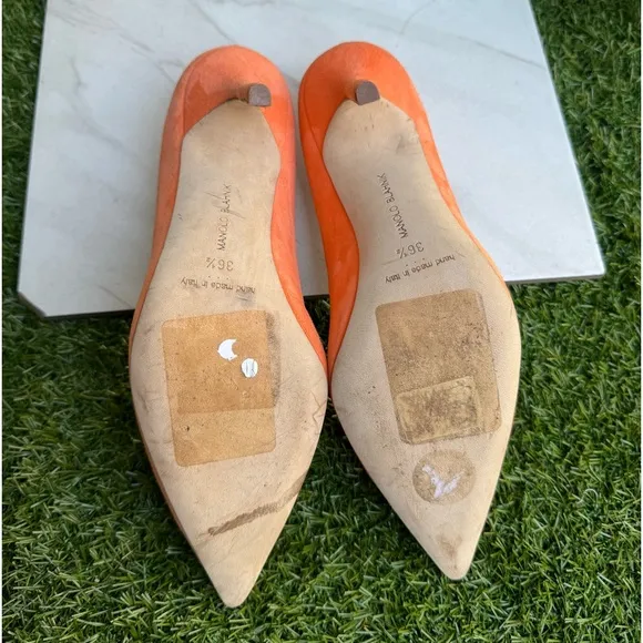 MANOLO BLAHNIK100 mm Suede Stiletto Pumps Orange size 36.5 US 6.5