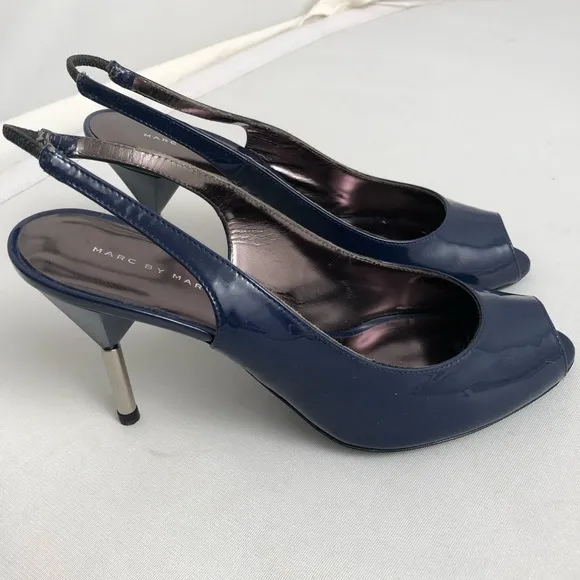 Marc by Marc Jacobs navy patent leather sling back shoes