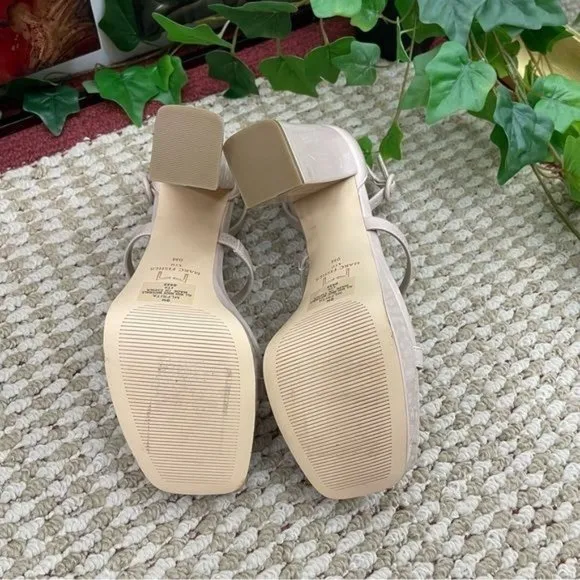 Marc Fisher Frita Ankle Strap Platform Sandal in Nude Patent Size 9