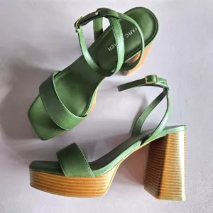 Marc Fisher Green Block Heel Sandals Women's 10 Retro 70s Party Boho Eclectic