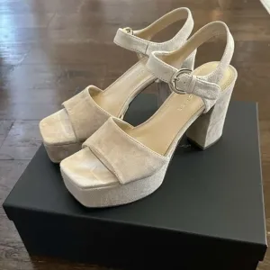 Marc Fisher LTD-Women's Cinthia Platform shoes size 8.5-new
