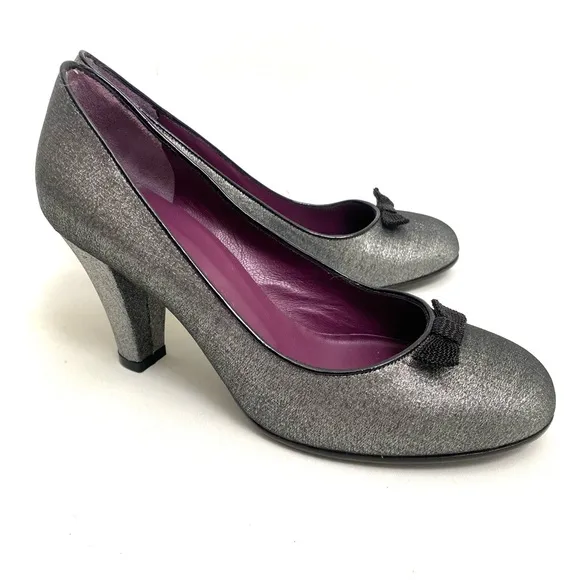 Marc Jacobs Pumps Heels Womens Shoes Size 7 / 37 Silver Black Bow Made in Italy