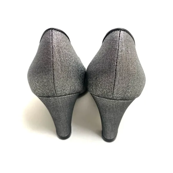 Marc Jacobs Pumps Heels Womens Shoes Size 7 / 37 Silver Black Bow Made in Italy