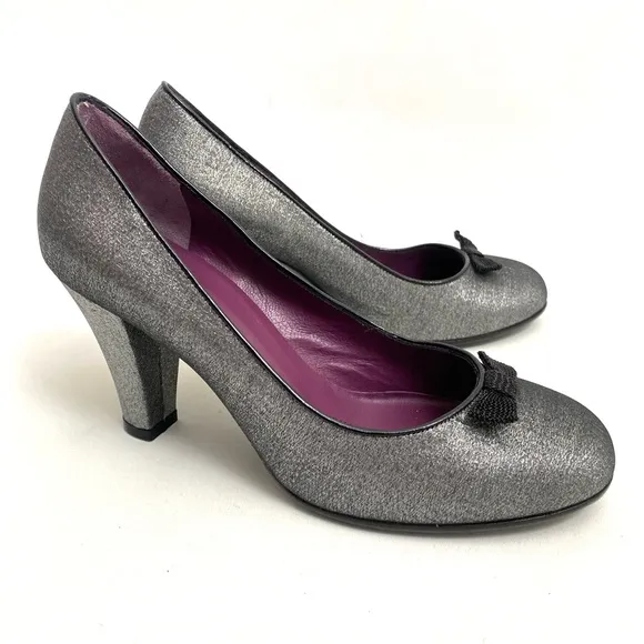 Marc Jacobs Pumps Heels Womens Shoes Size 7 / 37 Silver Black Bow Made in Italy