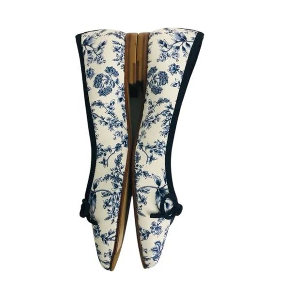 MARGAUX Collab w/ Gal Meets Glam Toile Print Ballet Flats Size 10 — GORGEOUS!!!