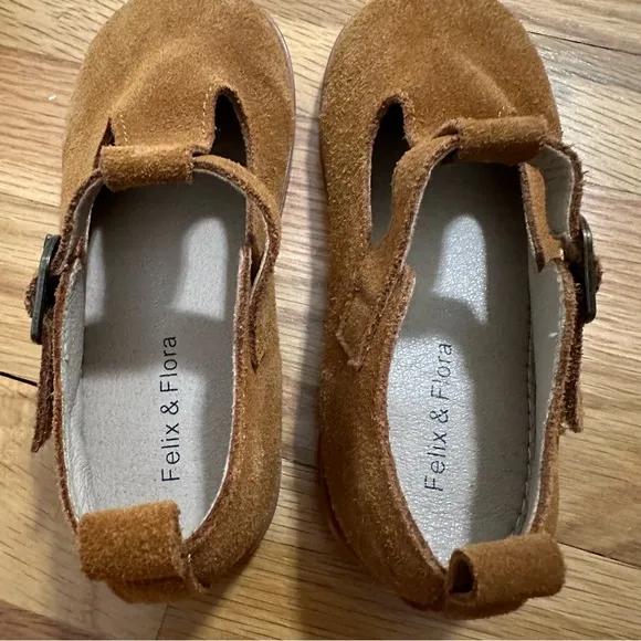Mary Janes Oxfords Brown Suede by Felix and Flora Little Girl size 10 Dress Shoe