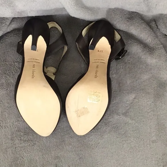 Max Kibardin Brown Close Toed Heels