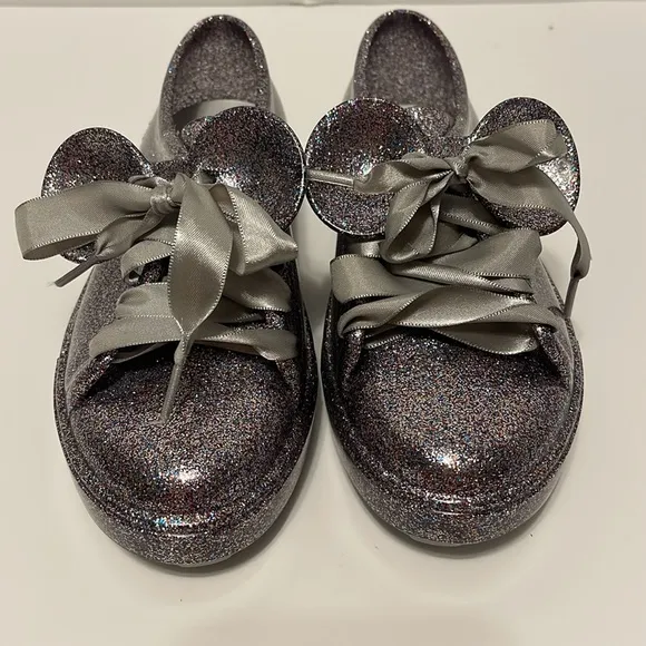 Mel by Melissa Minnie Mouse Glitter Lace Up Jelly Shoes Girl’s Size 3 Silver