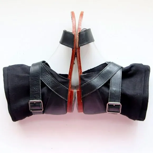 Mellow Yellow Black Leather &amp; Linen Flat Gladiator Sandals Open Toe Summer Shoes