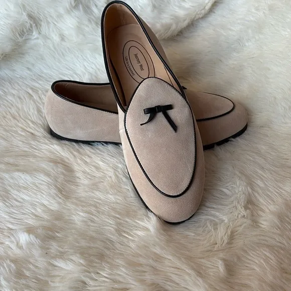 Men's Beige Loafers with Black Trim