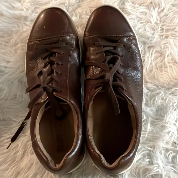 Men's BORN Brown Leather Tie-Up Shoes